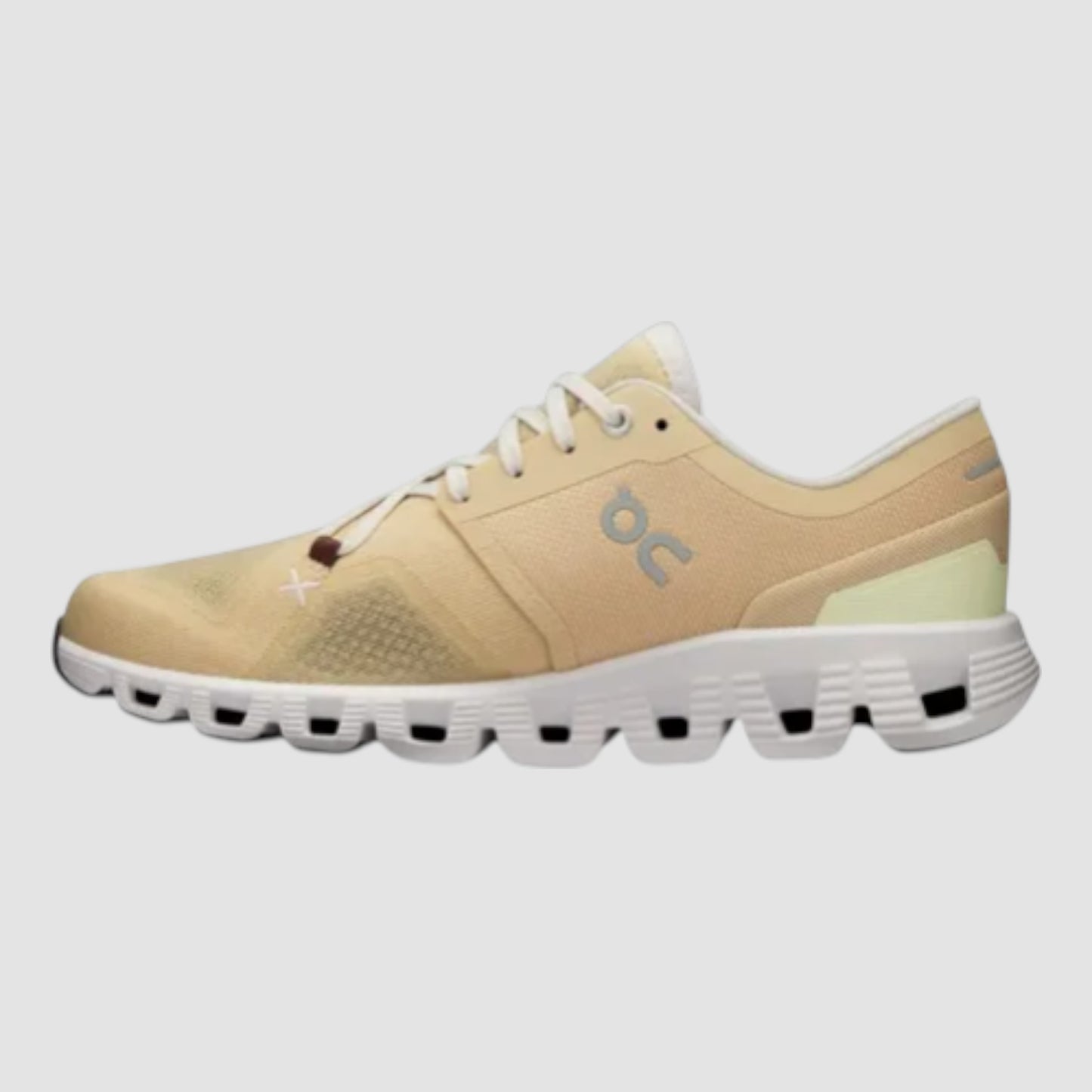 Tenis On Cloud X 3 Mujer Running 60.97789 Beige
