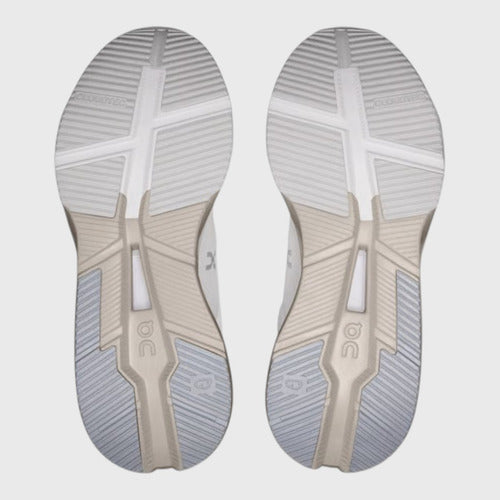 Tenis On Cloudnova X Hombre  3me30410813