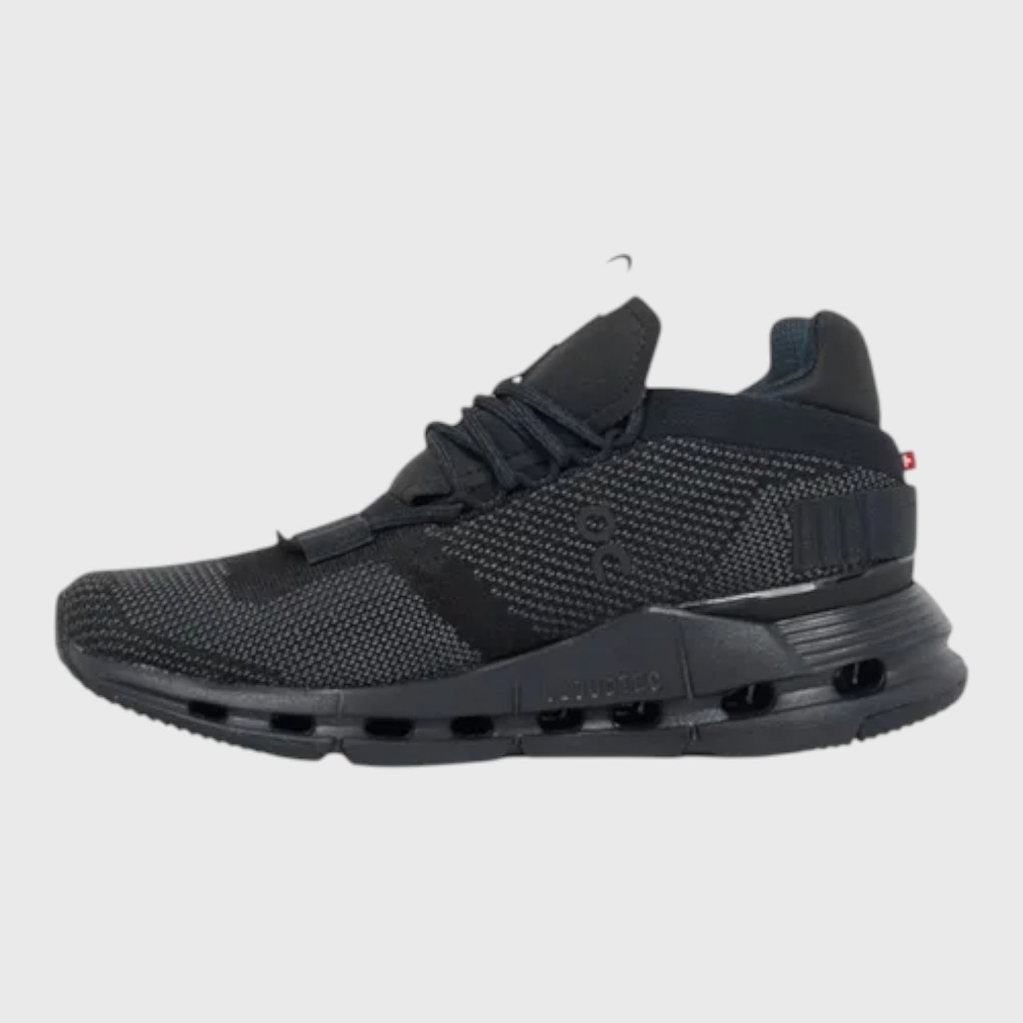 Tenis On Cloud Hombre Cloudnova 26.99822 Negro